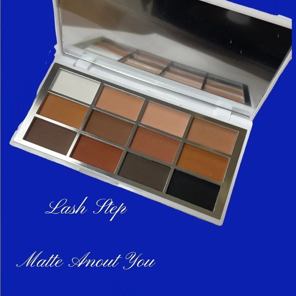 Lash Step Matte About You Palette